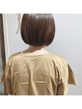 エチカ(ethica) ミニボブ × ベージュ