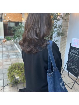 セレイン(serein) アディクシーカラーで透明感カラーとふんわりカット