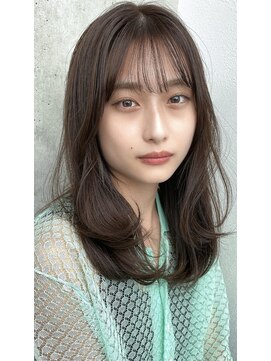 ディーエックス スリー(Dxxxx III) ★小顔ヘルシースタイルふんわりカールショコラアッシュ20代30代