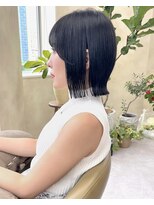 エニウム(ENIUM)&nbsp;ぱつっと外ハネ大人ボブ