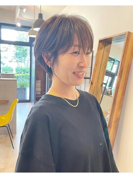 トリコ(tricot) 分け目なしショート