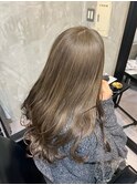 ハイトーングレージュカラー