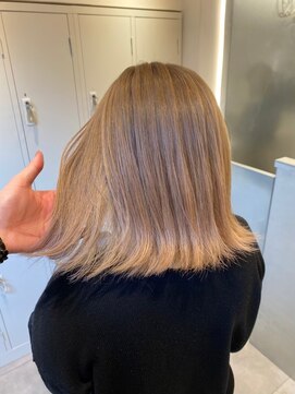 ジーナ 船橋(Zina) 髪質改善＊ロングレイヤーグレーベージュ＊美髪【Zina船橋】