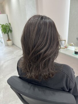 エルフ(elf) ダブルカラー/インナーカラー/レイヤーカット/髪質改善/ブリーチ