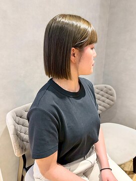 ジルバイジアン(JILL by GIEN) ショートボブ/ストレート/グレージュ