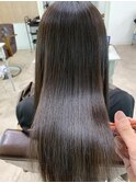 第３の縮毛矯正、髪質改善ケア酸性ストレートで艶髪へ　門前仲町