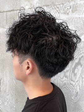 グランデュールオム(GRANDEUR HOMME) ツイストスパイラルパーマ 縦落ちパーマ