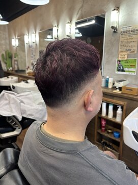 ツイン スキンフェード/カラー