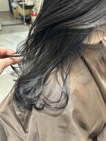 ヘアーアンドビューティーショップ エボルティー(hair&beauty shop EvoLuty)&nbsp;さりげないインナーカラー
