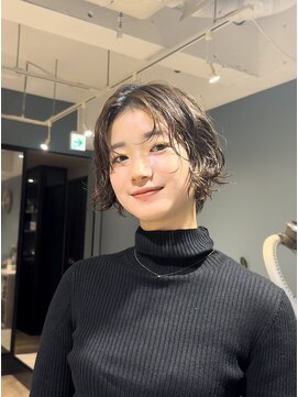 ボヌール 川西(Bonheur) 直毛悩み解決！柔らか束感で魅せる大人可愛いパーマボブ/川西