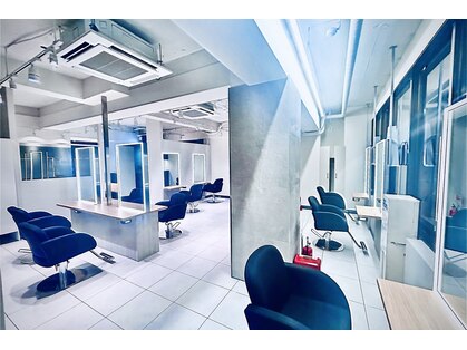 アンシェリ バイ フラミューム 上大岡店(Ancheri by flammeum)の写真
