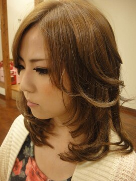 ヘアアンドメイク アリス(Hair&Make Alice) ツヤツヤミディ