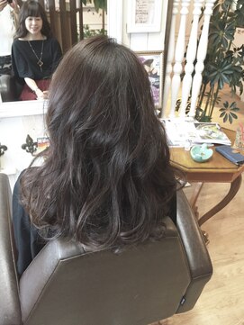 ベルズヘアー(Belle's Hair) 大人可愛いカラー