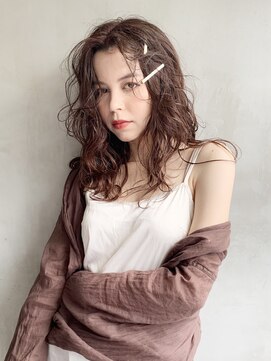 アイティー バイ アルバム 浦和店(IT by ALBUM) 無造作ロング_ココアブラウンフリンジウェーブ_26794