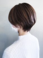 シャンプー 本店(SHAMPOO)&nbsp;大人可愛い20代30代40代黒髪前下がりショートボブ丸みショート