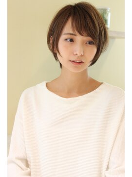 レウナ 外苑前(Reuna) 20代30代40代大人可愛いひし形ショートボブ　小顔ショート