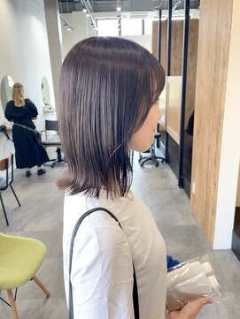 アノネ(anone) 切りっぱなしミディアム×アッシュブラウン