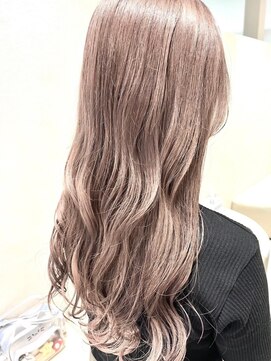 シー(THEE) 艶髪ハイトーンカラーピンクベージュニュアンスカラー