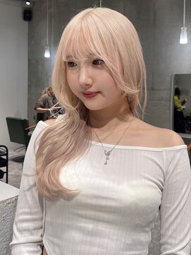 モニカ 栄店(MONIQA) ホワイトベージュ