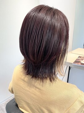 ストフ(stof) レイヤーカット/外ハネボブ/ピンクカラー/インナーカラー