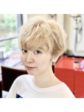 ヘアー キュア トランク(Hair Cure TRUNK) ハイトーンマニッシュショート