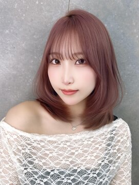 クム(kumu) ミディアム/顔周りおくれ毛/韓国レイヤー/20代/30代/名古屋/栄