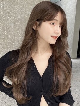 ローネス(LONESS) ミルクティーブラウン/ロングレイヤー/顔まわりカット/艶髪