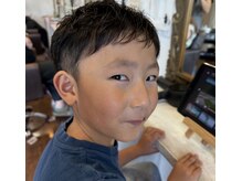 YouTube漬けにします。泣き叫ぶ子は切れないですし、キレます笑