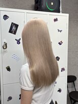 シアン(CYAN)&nbsp;white beige