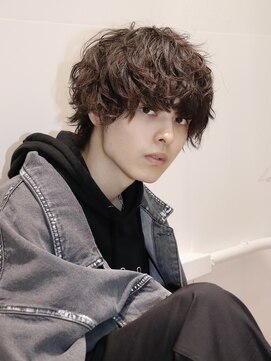 ルーシー 渋谷(LUCEY) センターパートフェザーパーマシャドウパーマメンズパーマ