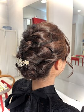ライズヘアー(Rise hair) 編み込みダウン