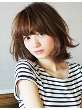 ザ シー 海老名(The C) 動き、ボリュームで小顔に導くヘア／海老名　美容室　アフロート