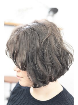 トモス(tomosu.) ボブ