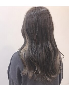 カノンヘアー(Kanon hair) ポイントブリーチ