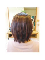 キキ 美容室(KIKI) ツヤ感抜群ピンクカラー