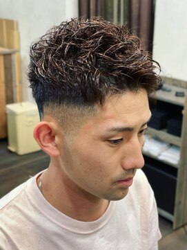 アーマイゼ(Ameise) フェードONパーマ