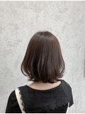 アッシュグレージュ×ふんわりボブ