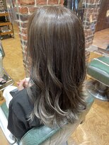 チップタップ 町田店(tip top)&nbsp;まろやかアッシュグレージュ × 白髪ぼかしハイライト