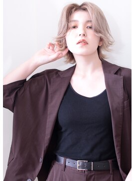 リメル 奥沢自由が丘店(Remel) 20代30代40代外ハネハイトーンカラーショート◎