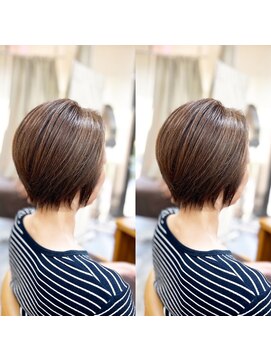 サロンドエー(SALON DE A) 大人ショートボブ