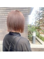 ウイバイファースト(u'i by first)&nbsp;《つやつや柔らか》ぱつっとボブ×ピンクベージュ