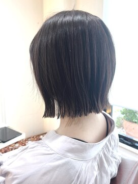 デュークシルア(du c Sila) ぱつんとボブ(あごライン)