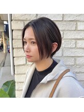 ロディーナ 大口 新子安(rodina) 前髪長め大人可愛いショート、前下がりショート