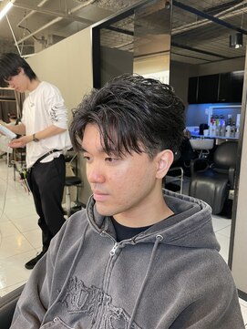 アイズ 海老名(AIZU) フェザーショート　フェザーパーマ　メンズマッシュ　海老名