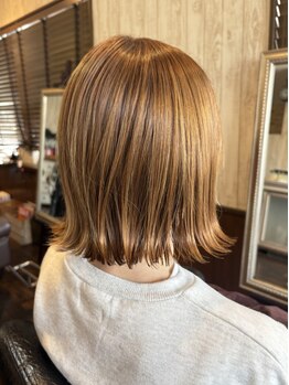 リヒトヘアー(licht hair)の写真/【オキシロンカラー】白髪に繋がる活性酸素を抑えてカラーが出来る♪低刺激で髪や頭皮に優しい◎