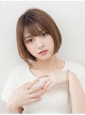20代30代前下がりショートツヤ感ボブウルフレイヤーカット