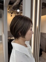 エレ 博多(ere)&nbsp;大人美人ショート/レイヤーカット/白髪ぼかし/博多