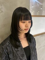 アカラ(acala) ウルフレイヤー【イルミナカラー/髪質改善】