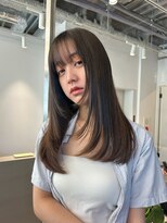 トリッカバルコニー ハヤマ(tricca Balcony Hayama)&nbsp;ナチュラルストレート/顔まわりレイヤー/前髪あり/艶髪