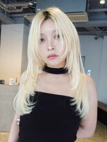 アルバム 銀座(ALBUM GINZA) おくれ毛ロング顔周りレイヤーハイトーンブリーチ_F51053